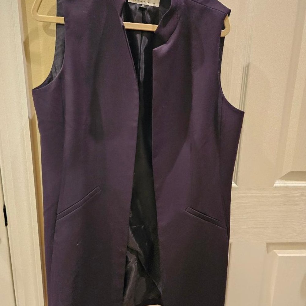 Tahari - Arthur S Levine Tahari  Long Vest Black nwot